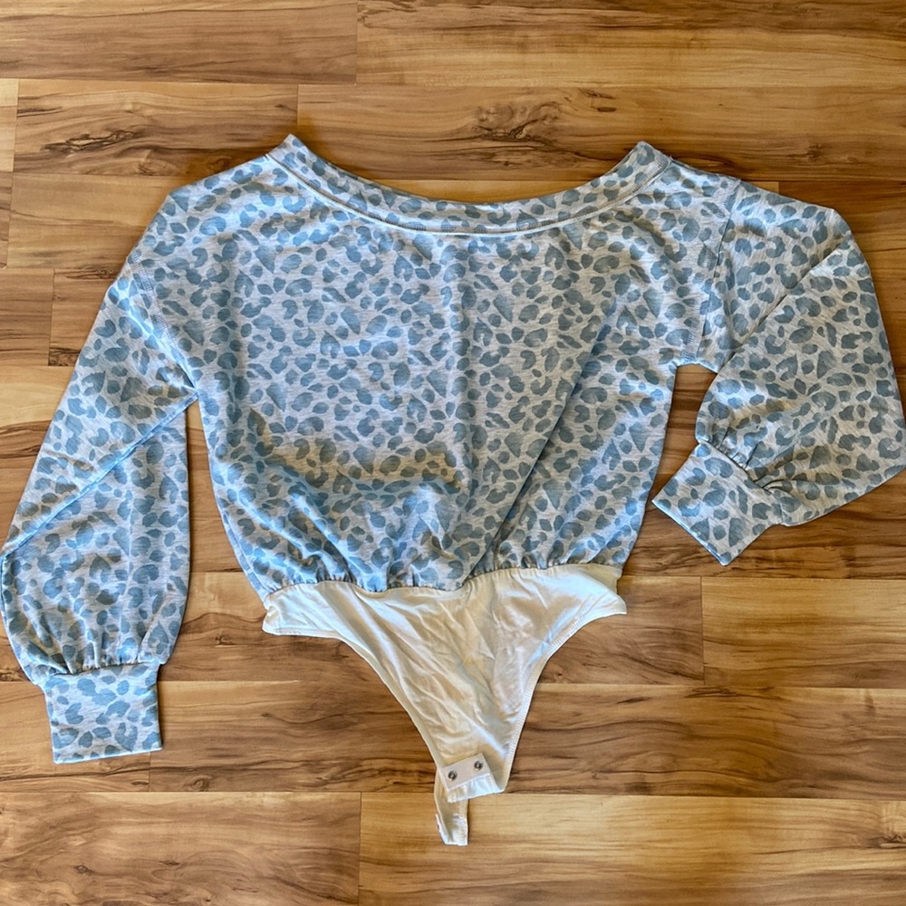 NEW off shoulder bodysuit